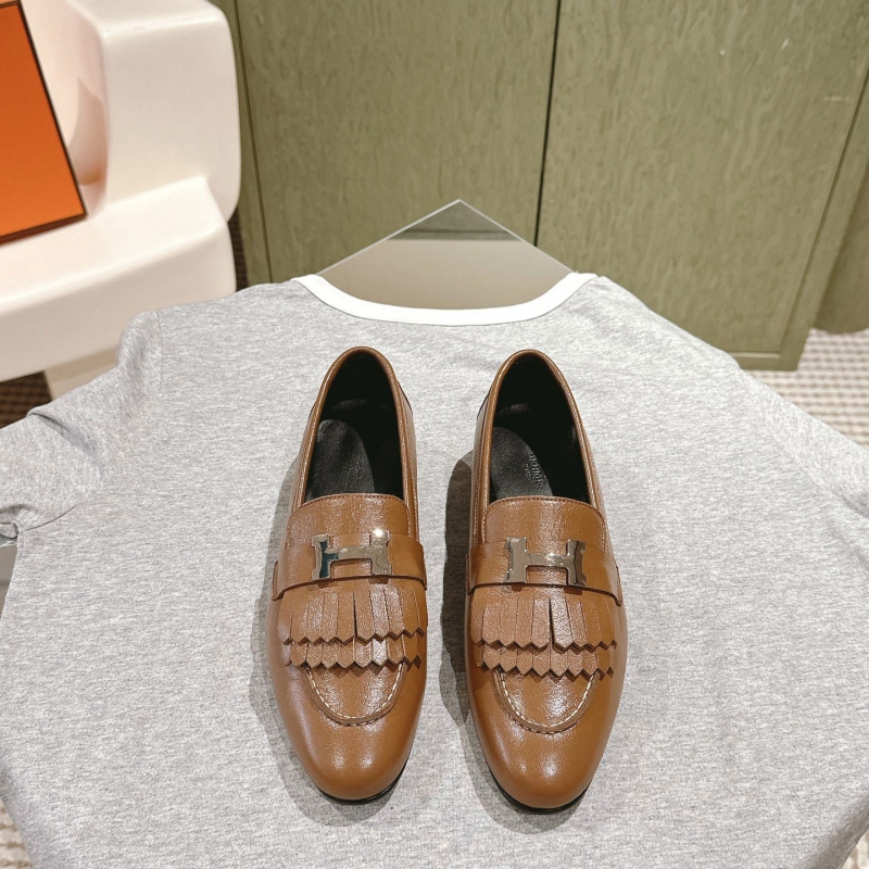 H**mes leather shoes